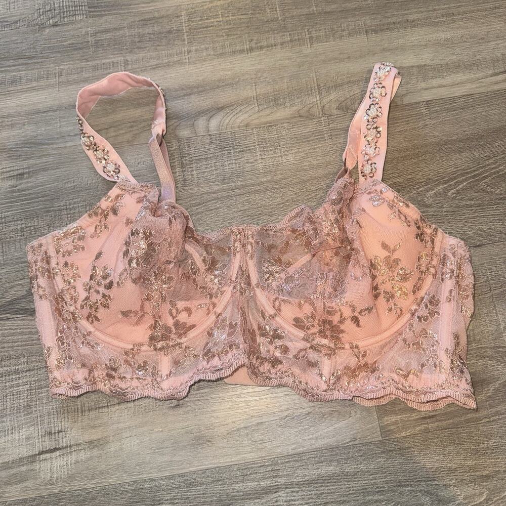 Victoria’s Secret Dream Angels 38DD Pink Floral Lace Push-Up Bra Embellished NWT